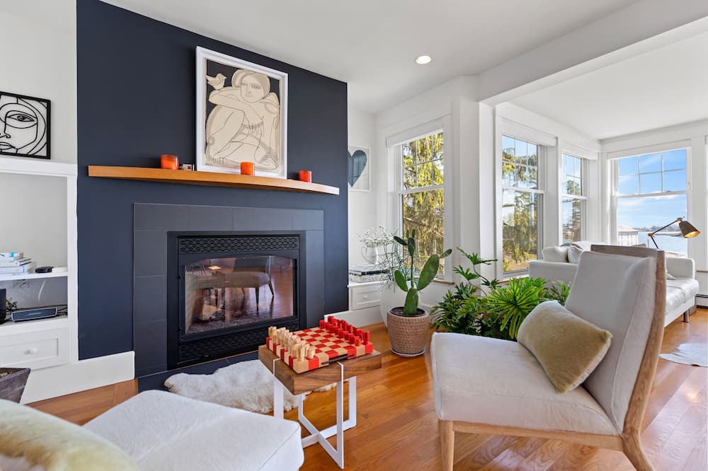Photo of Livingroom in Kittery