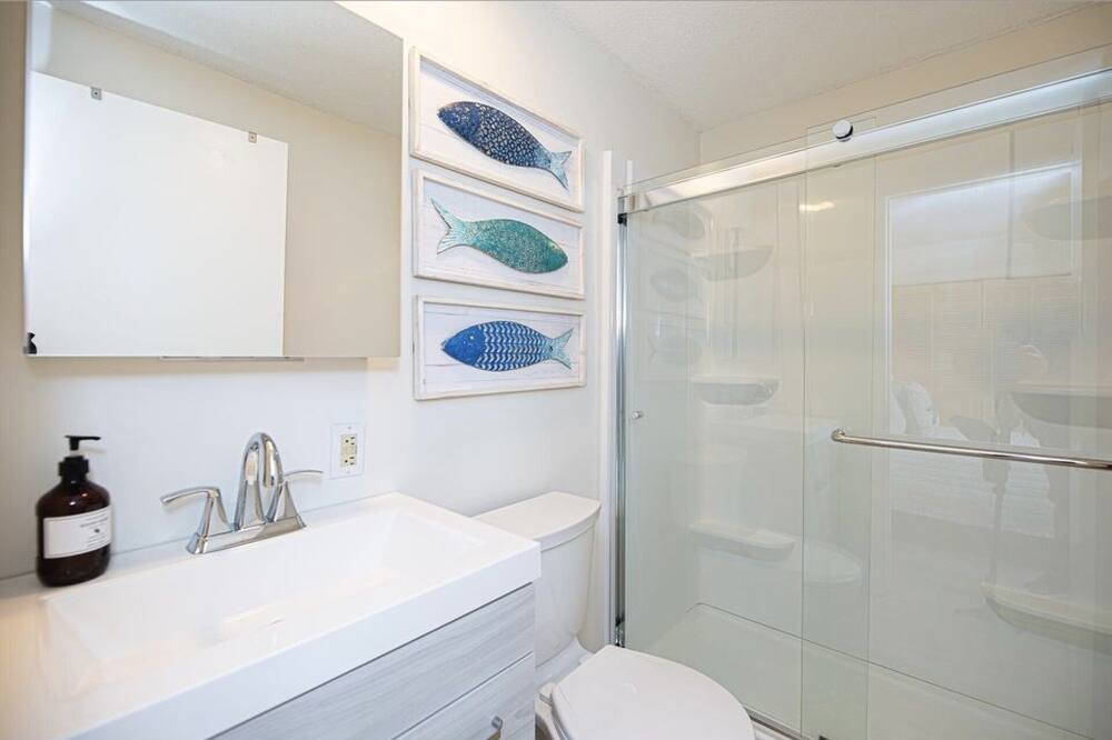 Photo of Bathroom in Hampton