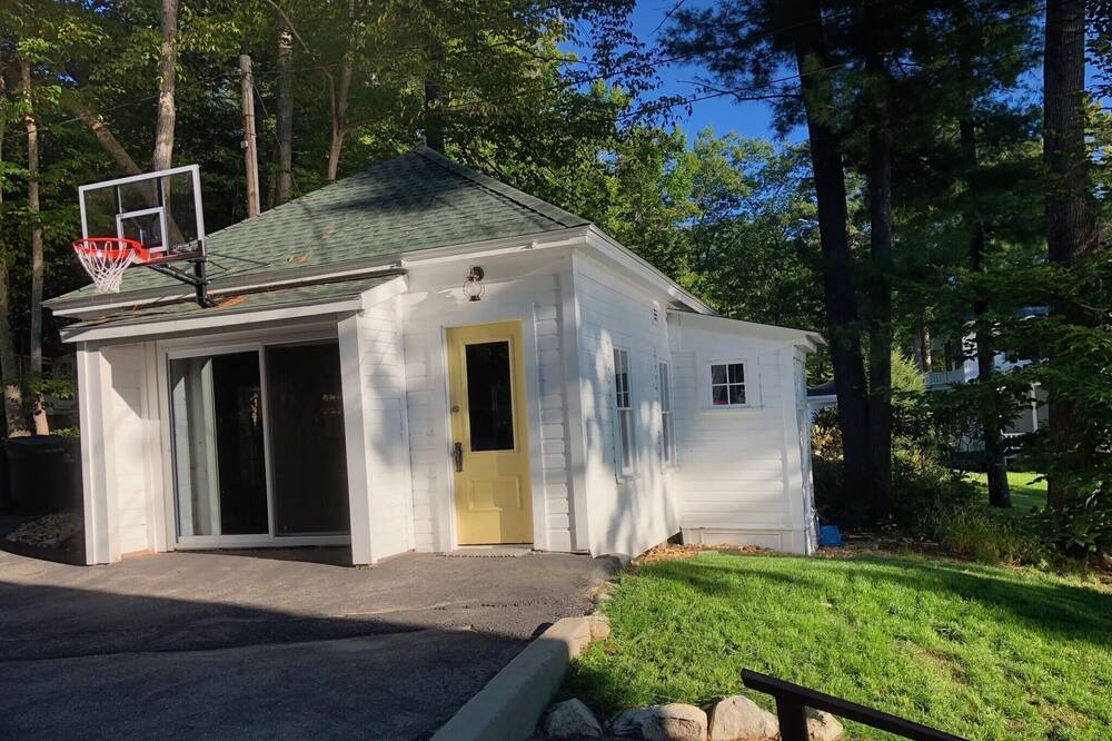 Photo of Bedroom in Wolfeboro