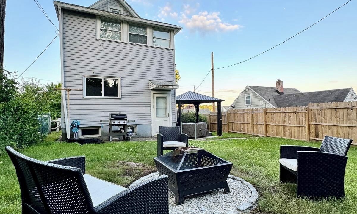 Photo of Outdoor in East Shore