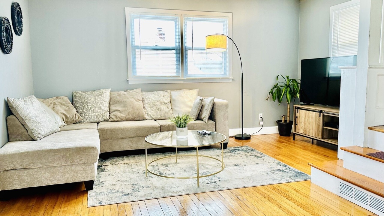 Photo of Livingroom in East Shore