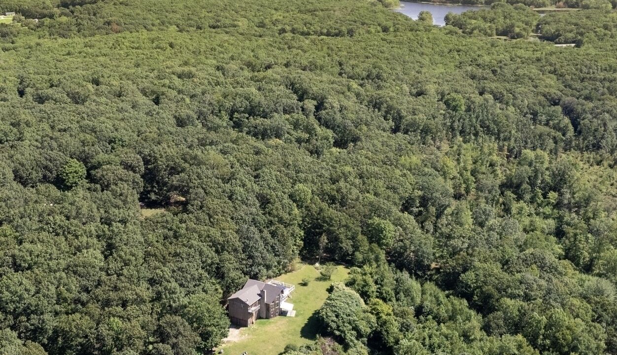 Photo of Outdoor in Gilman