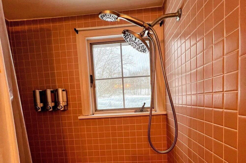 Photo of Bathroom in Ashland
