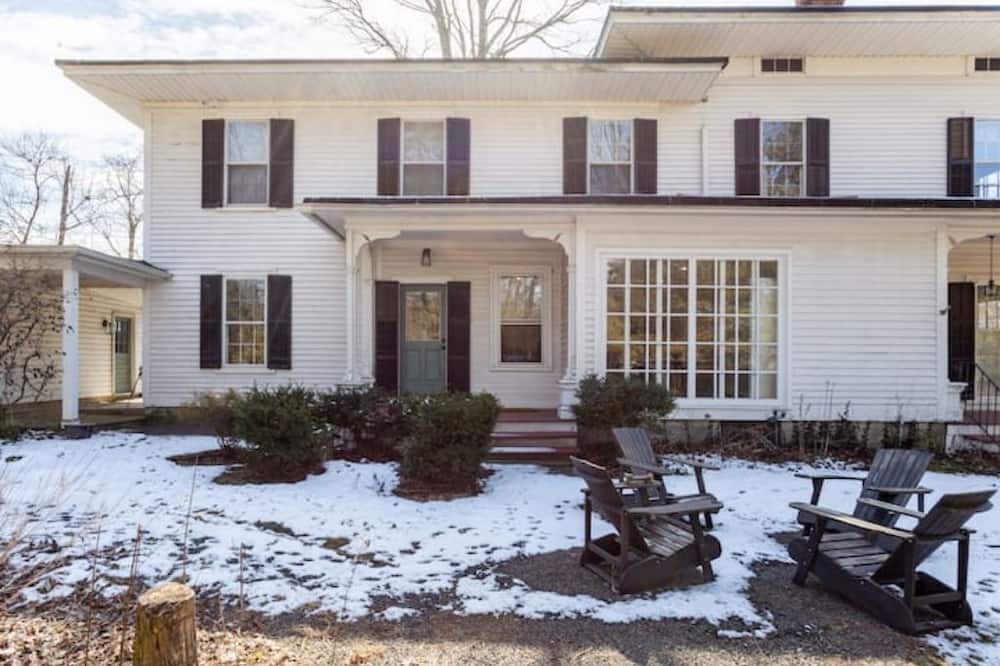 Photo of Patio Balcony in Watertown