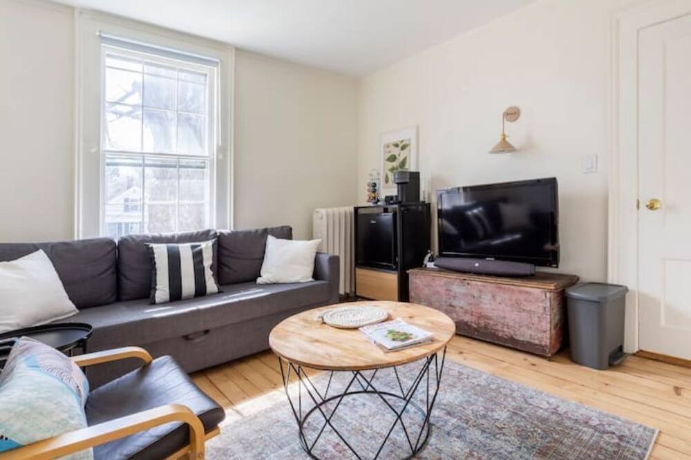 Photo of Livingroom in Watertown