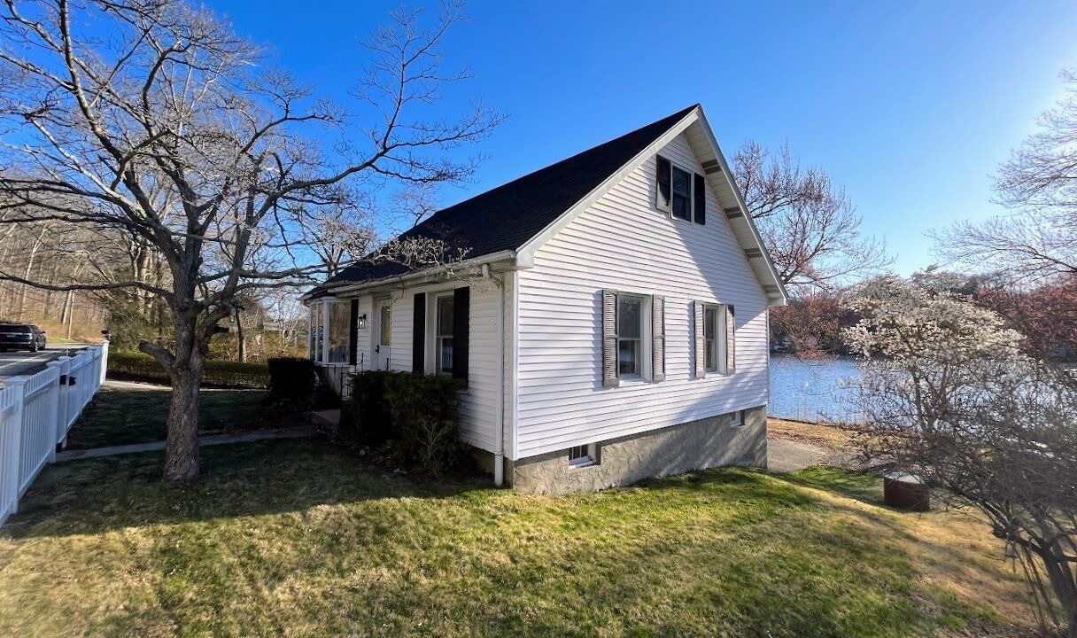 Photo of Outdoor in Niantic