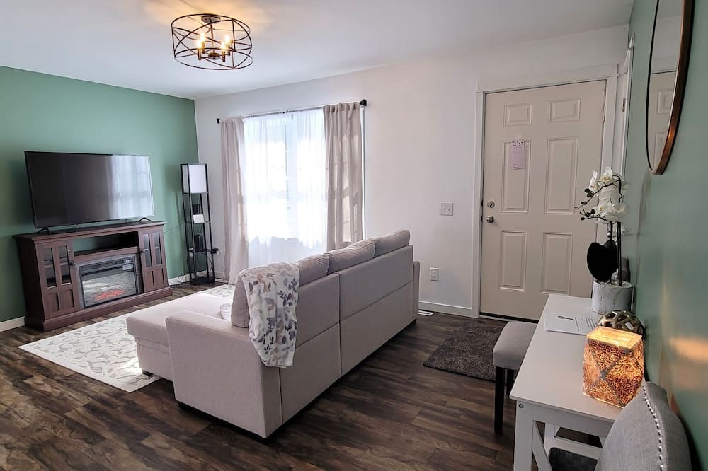 Photo of Livingroom in Littleton