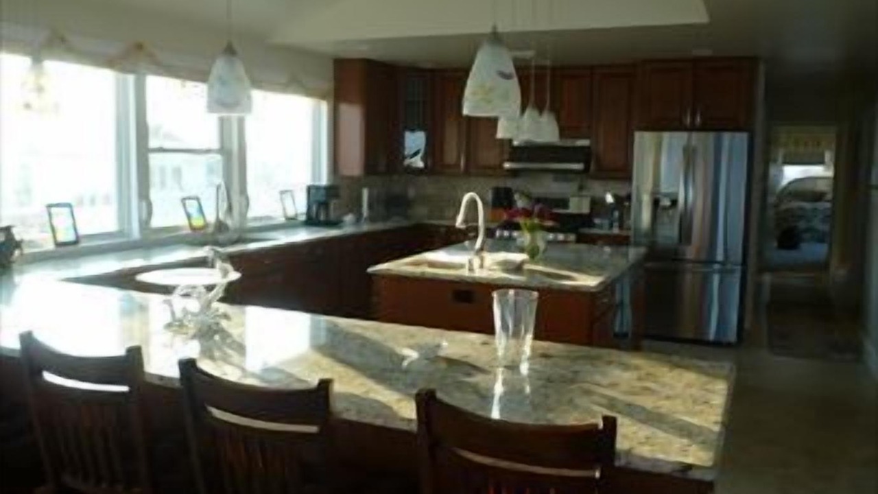 Photo of Kitchen in Surf City