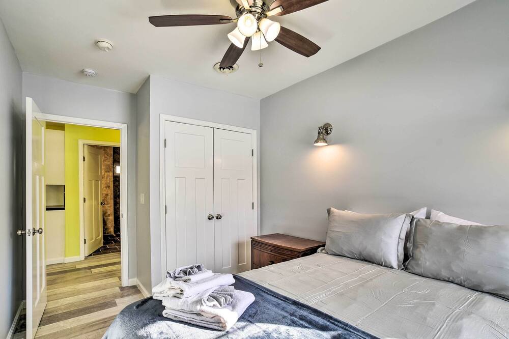 Photo of Bedroom in Town of Richmond