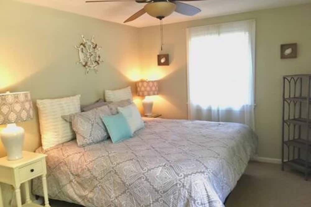 Photo of Bedroom in East Falmouth