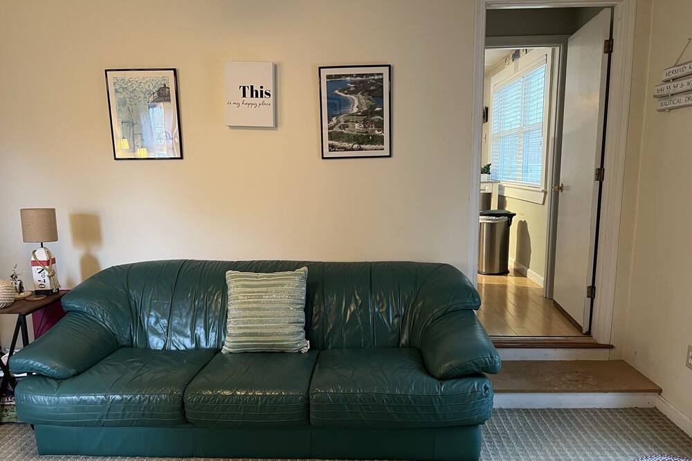 Photo of Livingroom in East Falmouth