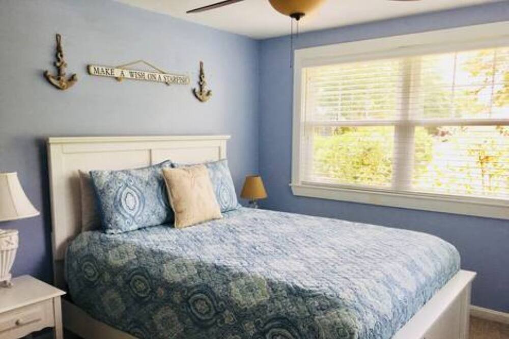 Photo of Bedroom in East Falmouth