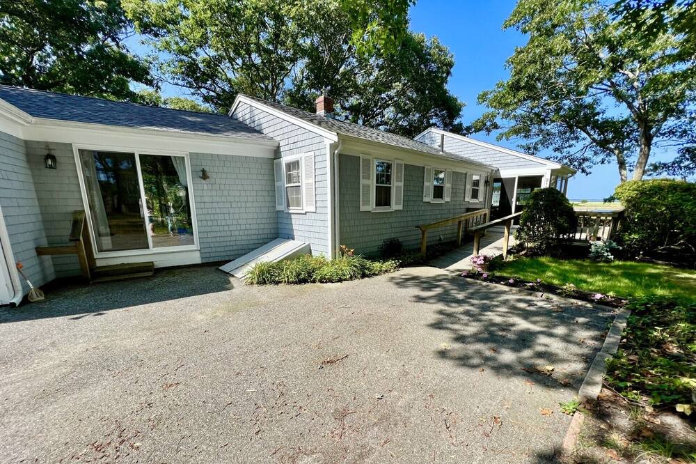 Photo of Outdoor in Popponesset