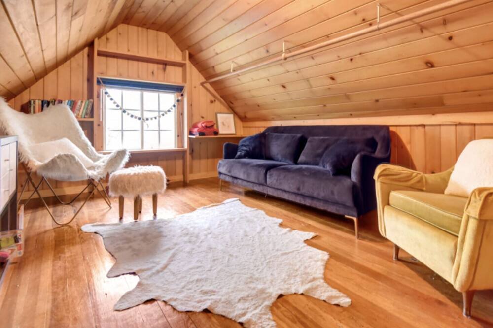 Photo of Livingroom in Stamford