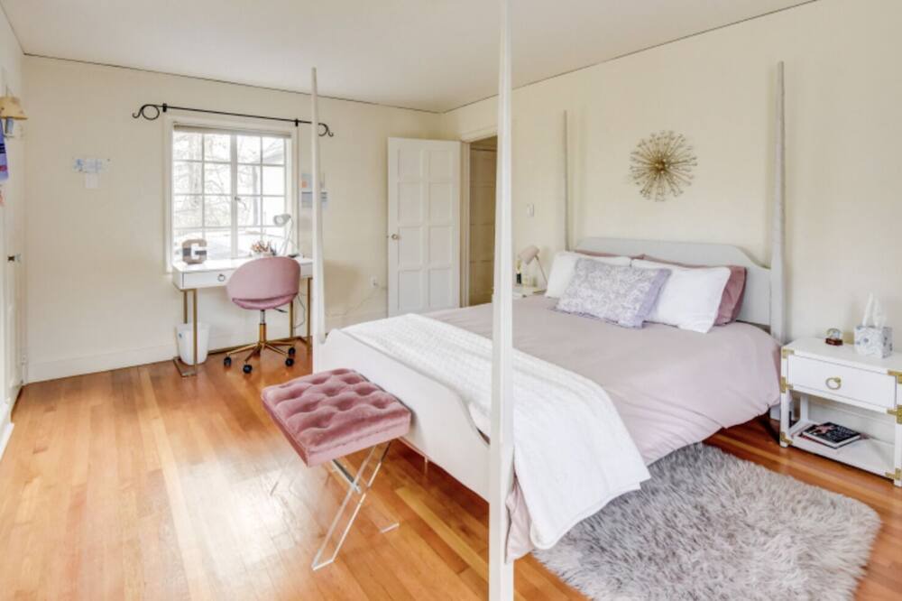 Photo of Livingroom in Stamford