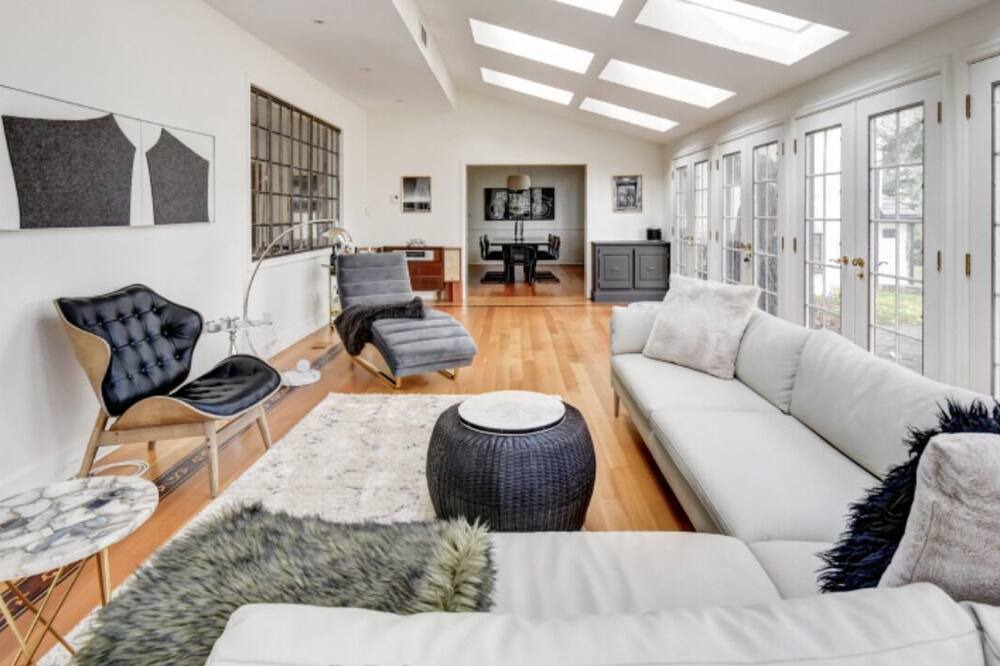 Photo of Livingroom in Stamford