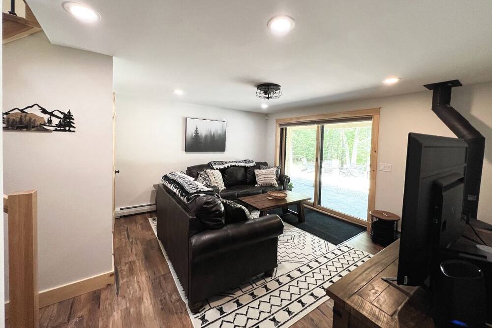 Photo of Livingroom in Jay