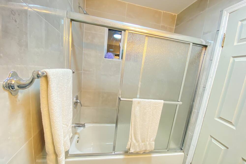 Photo of Bathroom in Mount Marion