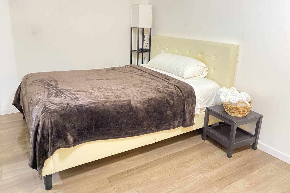 Photo of Bedroom in Mount Marion