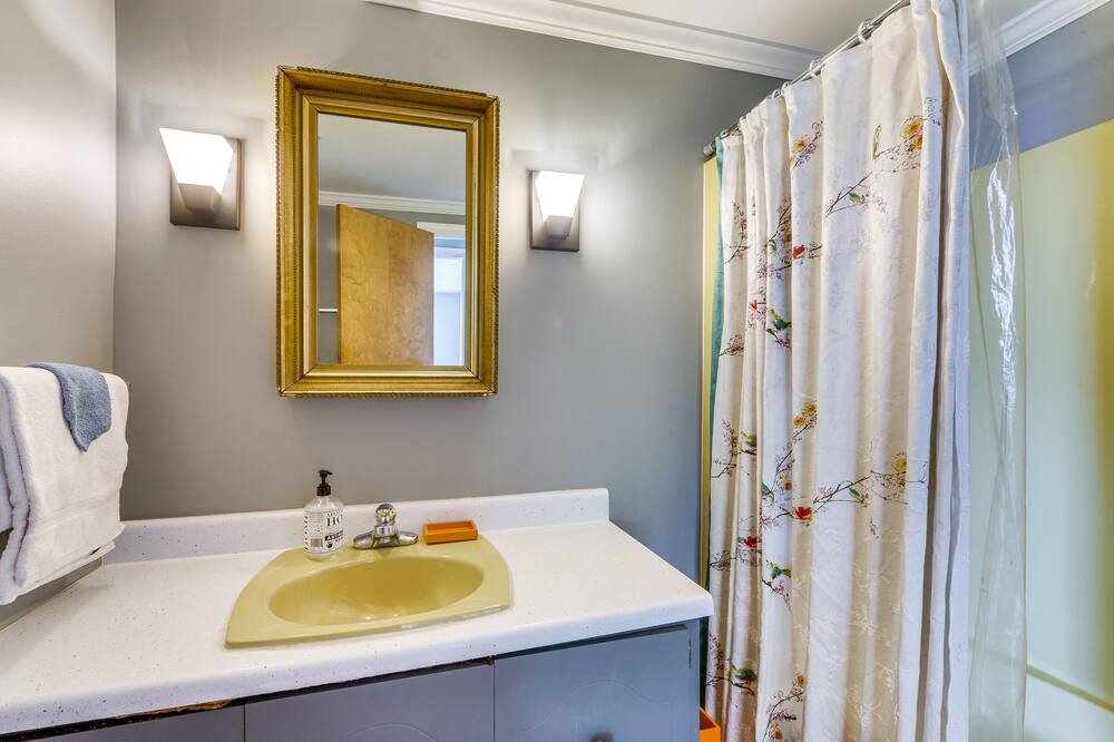 Photo of Bathroom in Westbrook Center