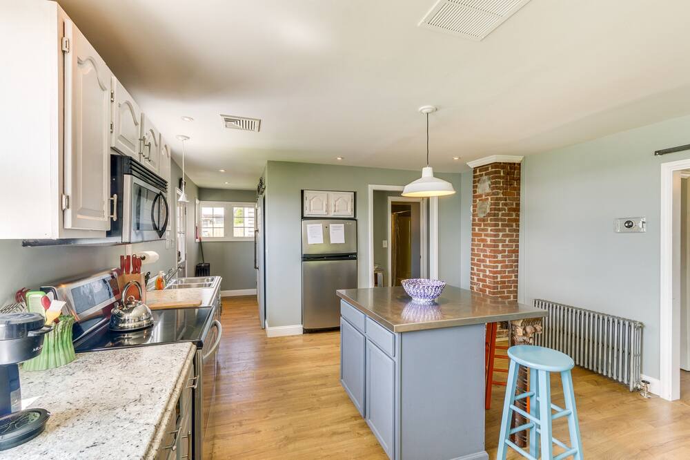 Photo of Kitchen in Westbrook Center