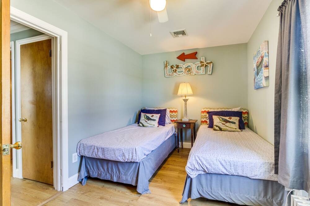 Photo of Bedroom in Westbrook Center