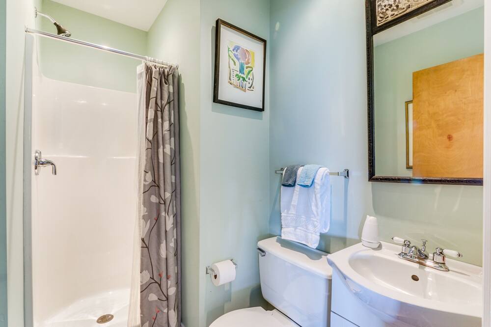 Photo of Bathroom in Westbrook Center