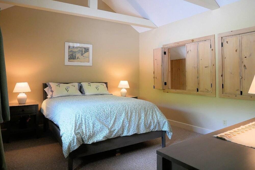 Photo of Bedroom in Bromley Mountain