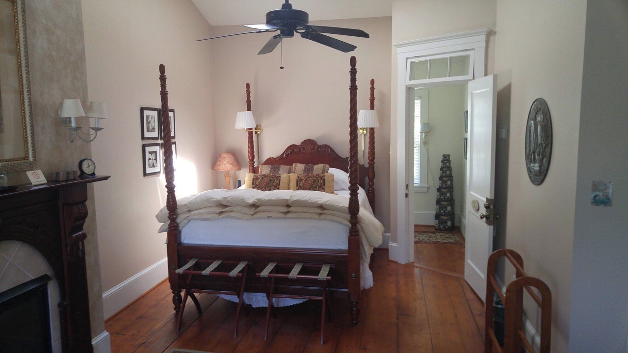 Photo of Patio Balcony in Harpswell Center