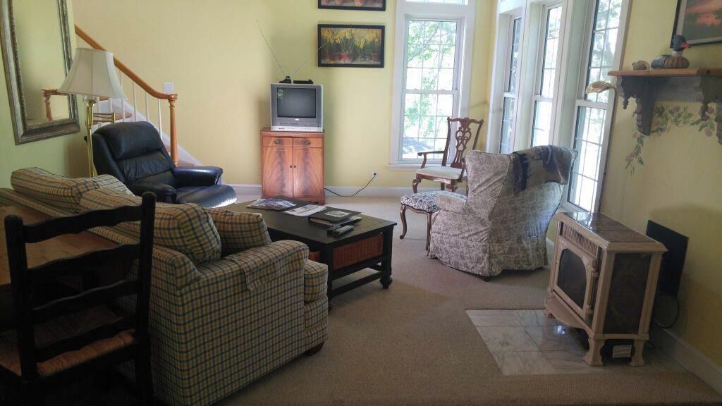 Photo of Livingroom in Harpswell Center
