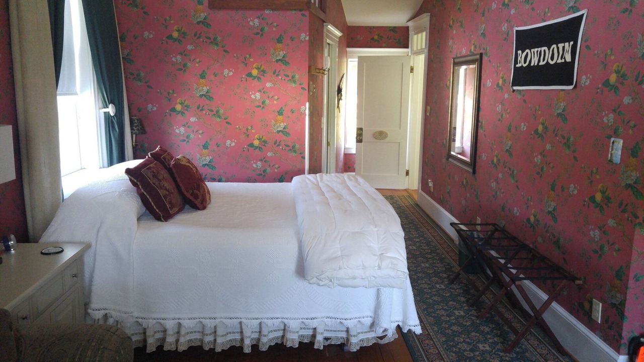 Photo of Livingroom in Harpswell Center