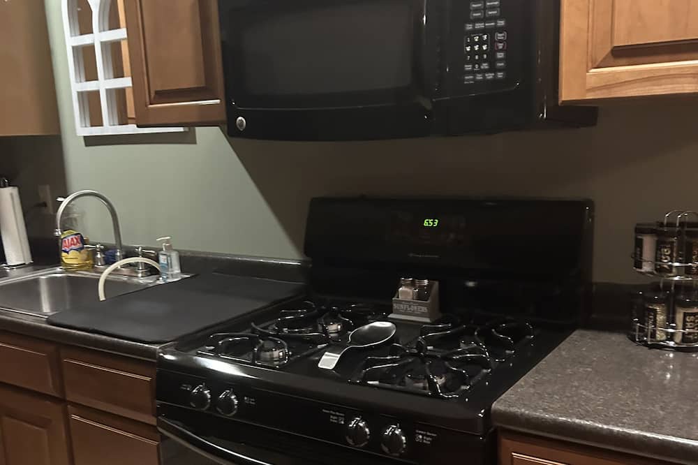 Photo of Kitchen in Alburg