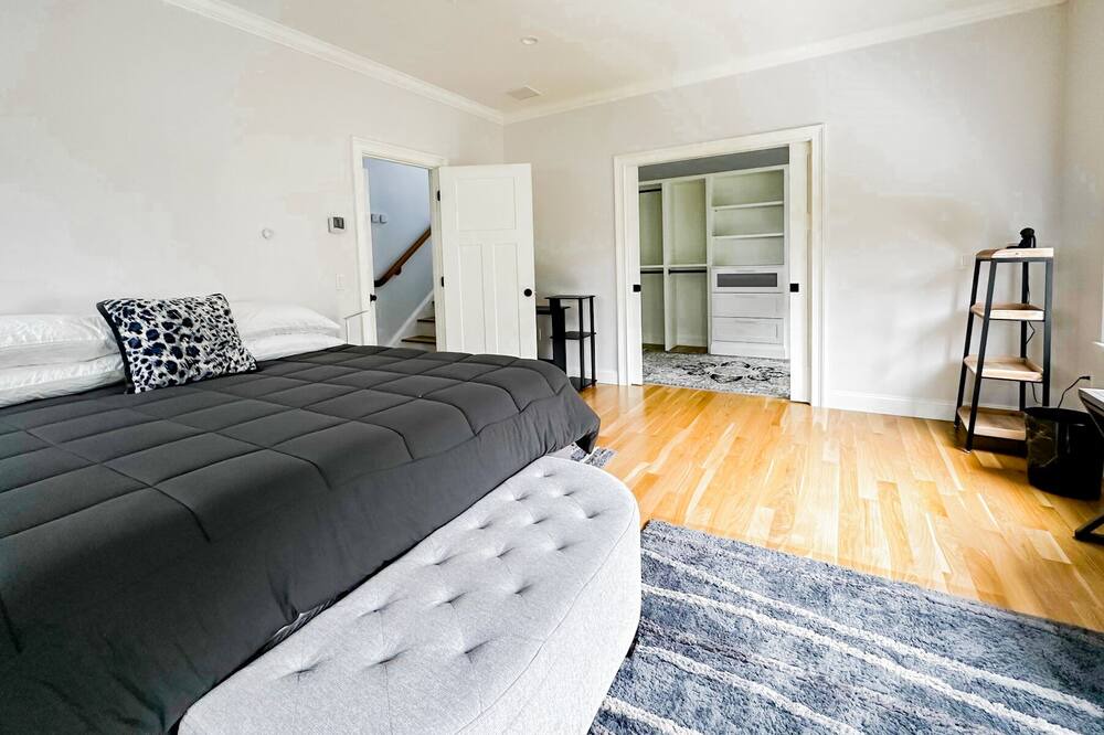 Photo of Bedroom in Middletown