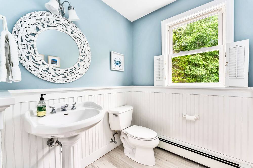 Photo of Bathroom in Watch Hill