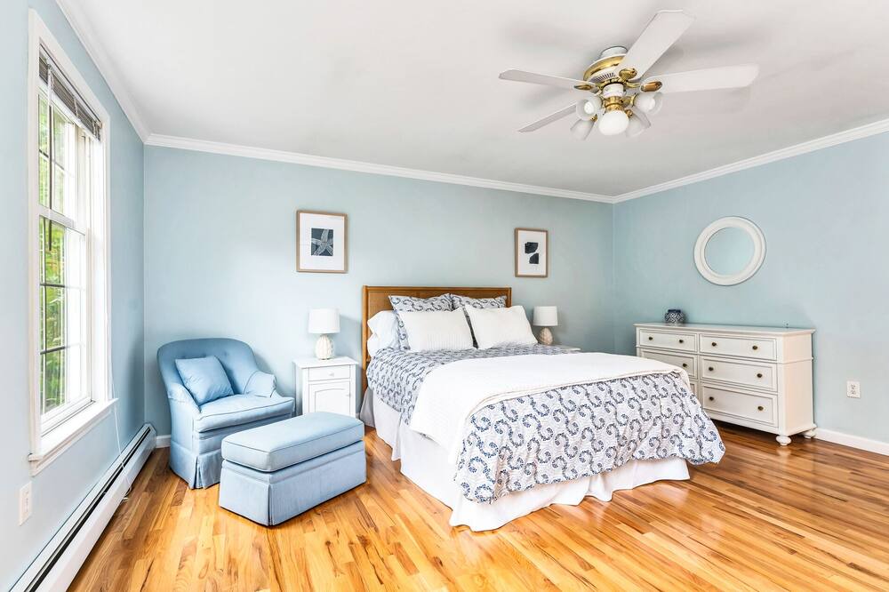 Photo of Bedroom in Watch Hill