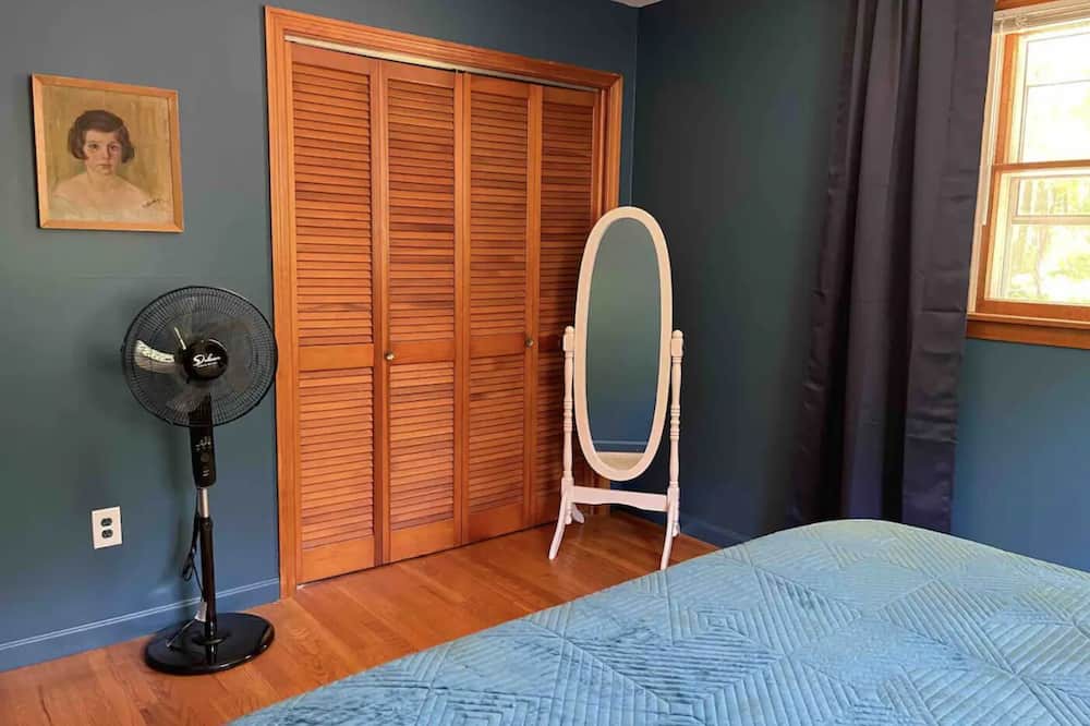 Photo of Bedroom in Rhinebeck