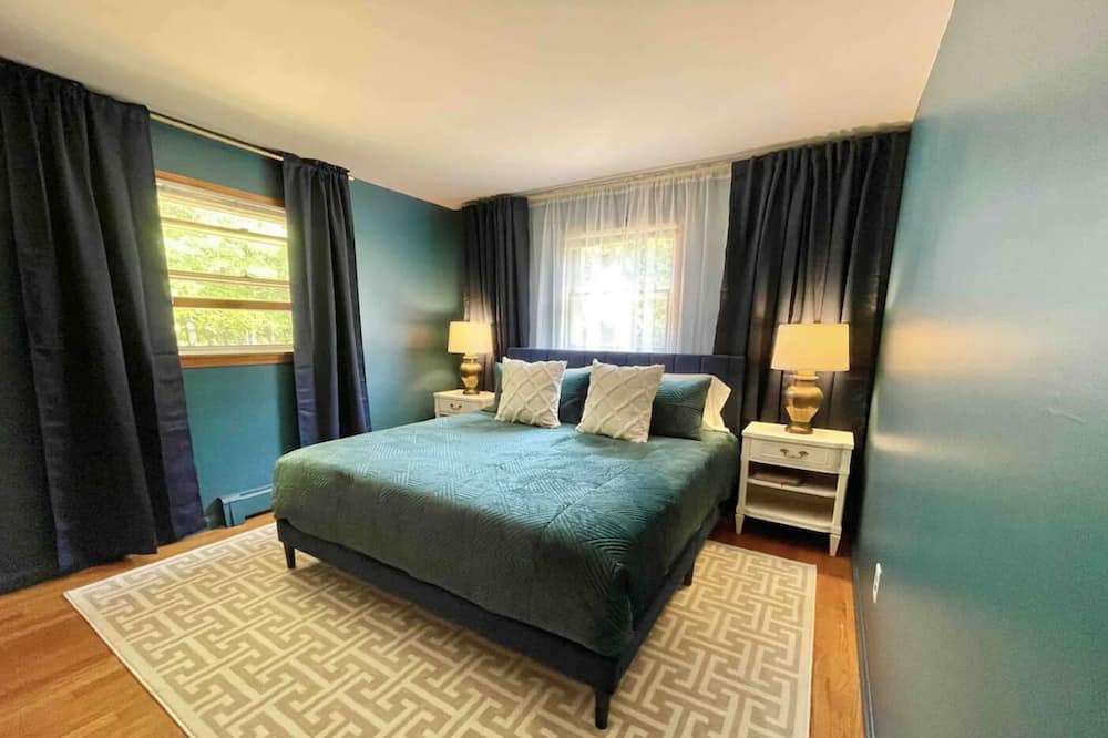 Photo of Bedroom in Rhinebeck