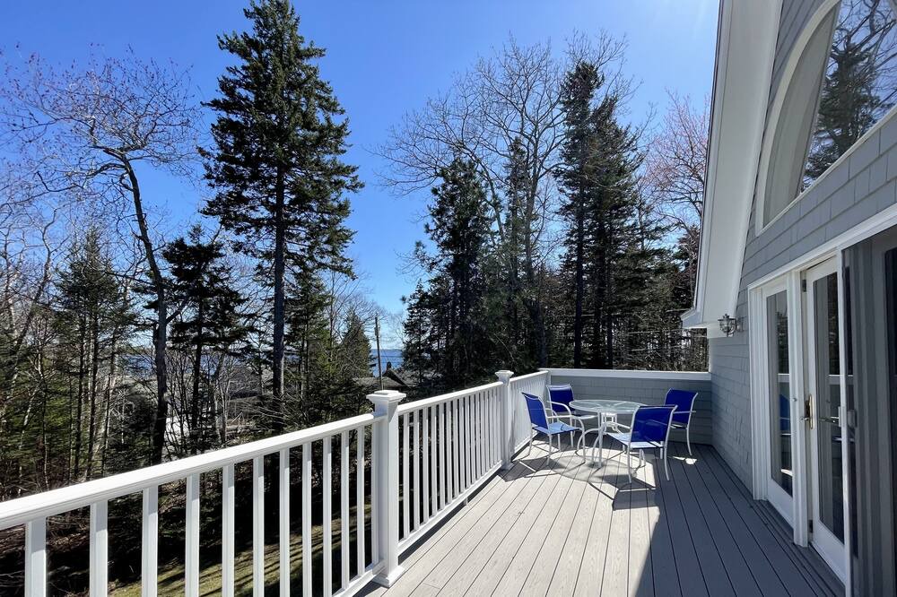 Photo of Outdoor in Isle of Springs