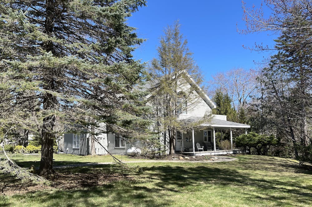 Photo of Outdoor in Isle of Springs