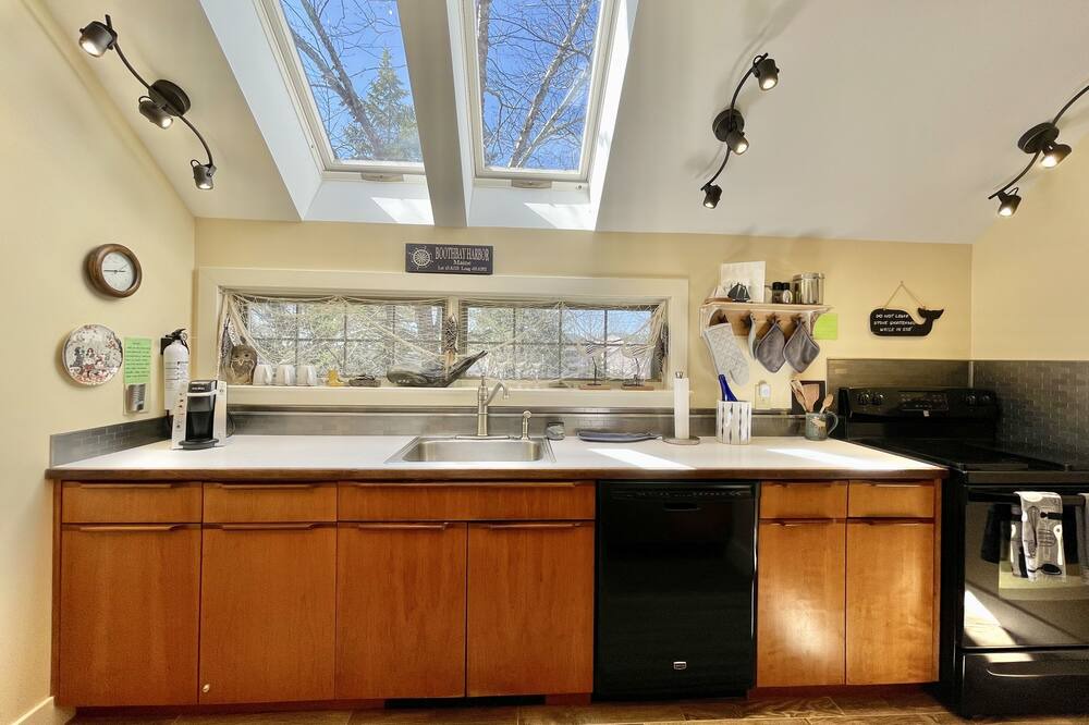 Photo of Kitchen in Isle of Springs