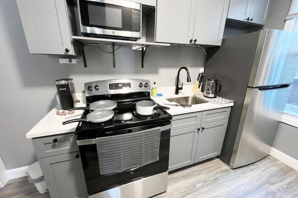 Photo of Kitchen in Guttenberg