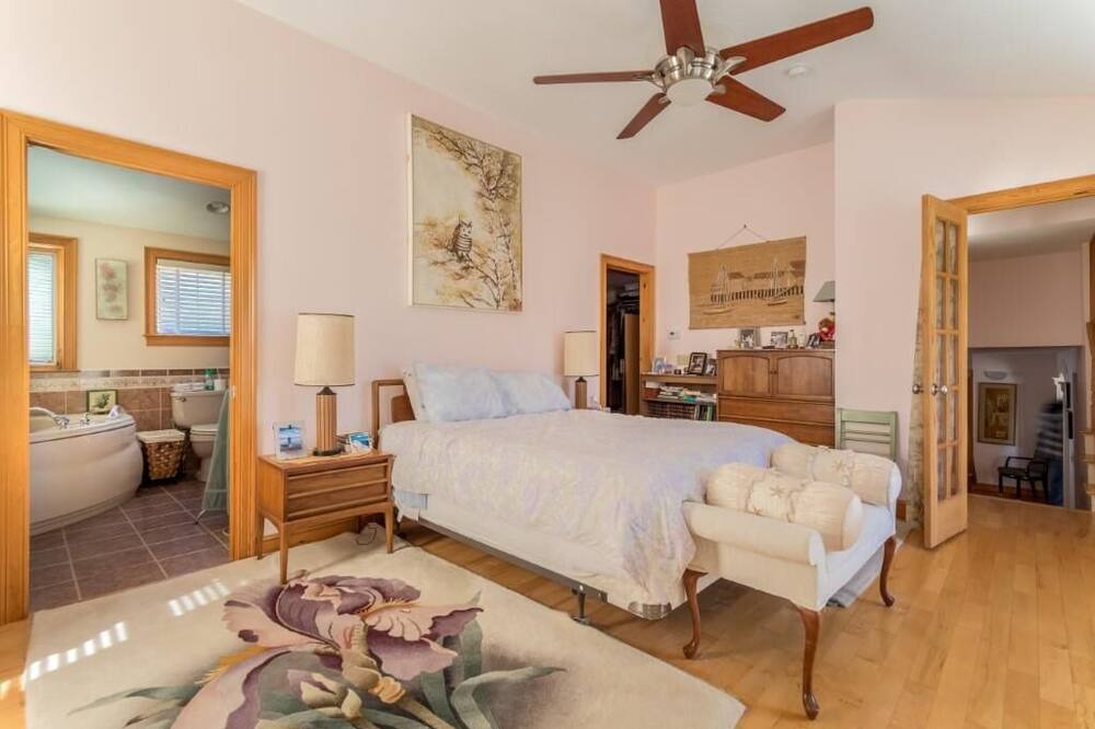 Photo of Bedroom in Seabrook