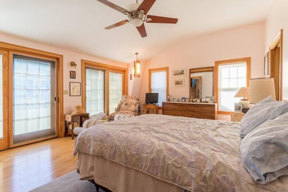 Photo of Bedroom in Seabrook