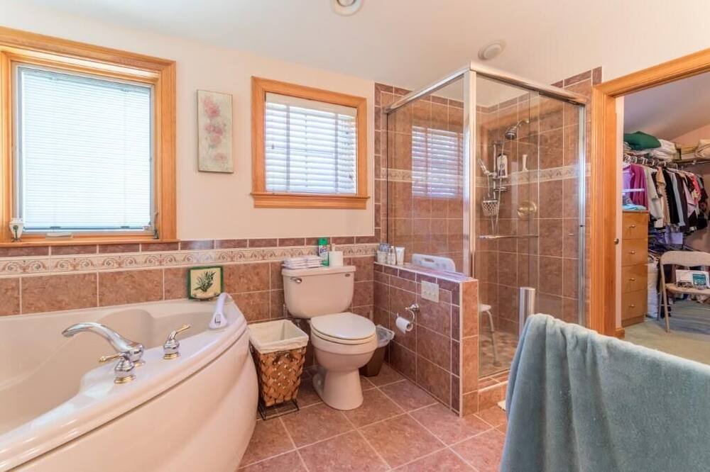 Photo of Bathroom in Seabrook