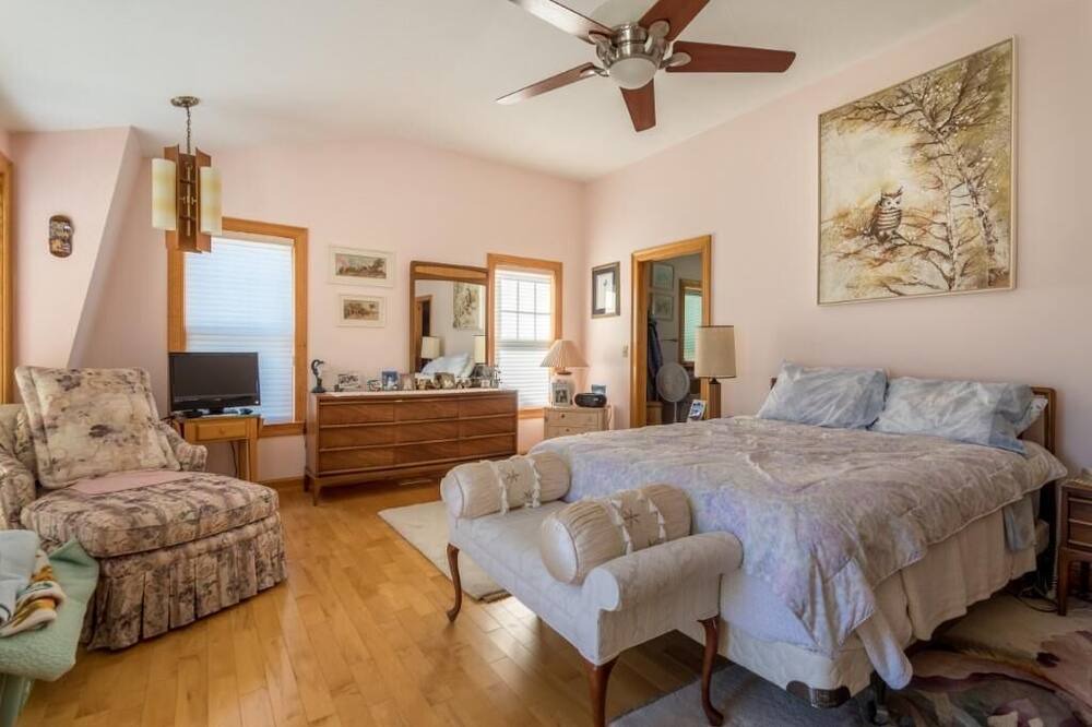 Photo of Bedroom in Seabrook