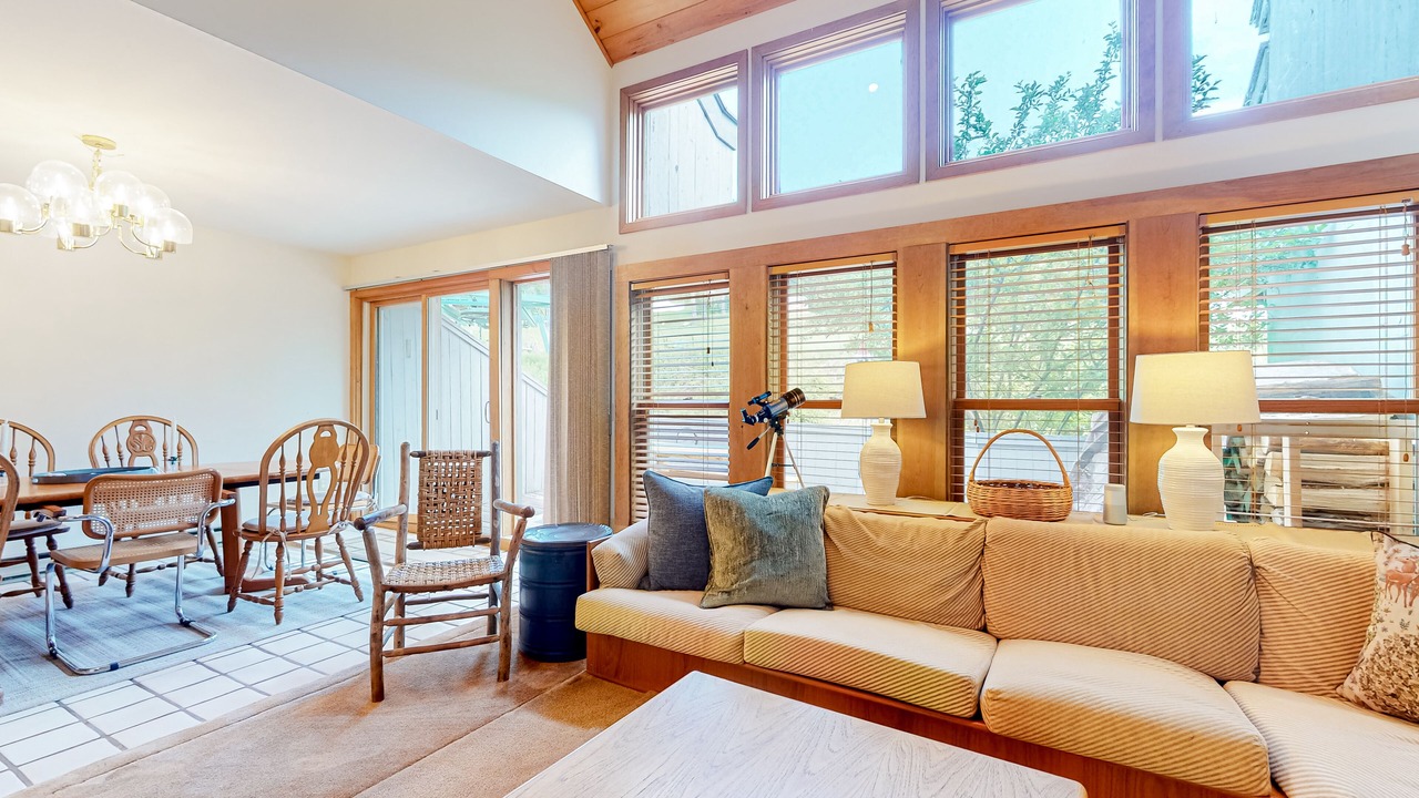Photo of Livingroom in Londonderry
