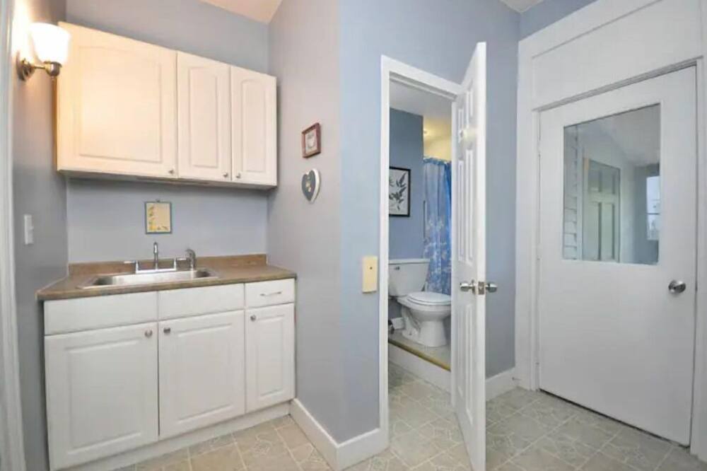 Photo of Kitchen in Winchester