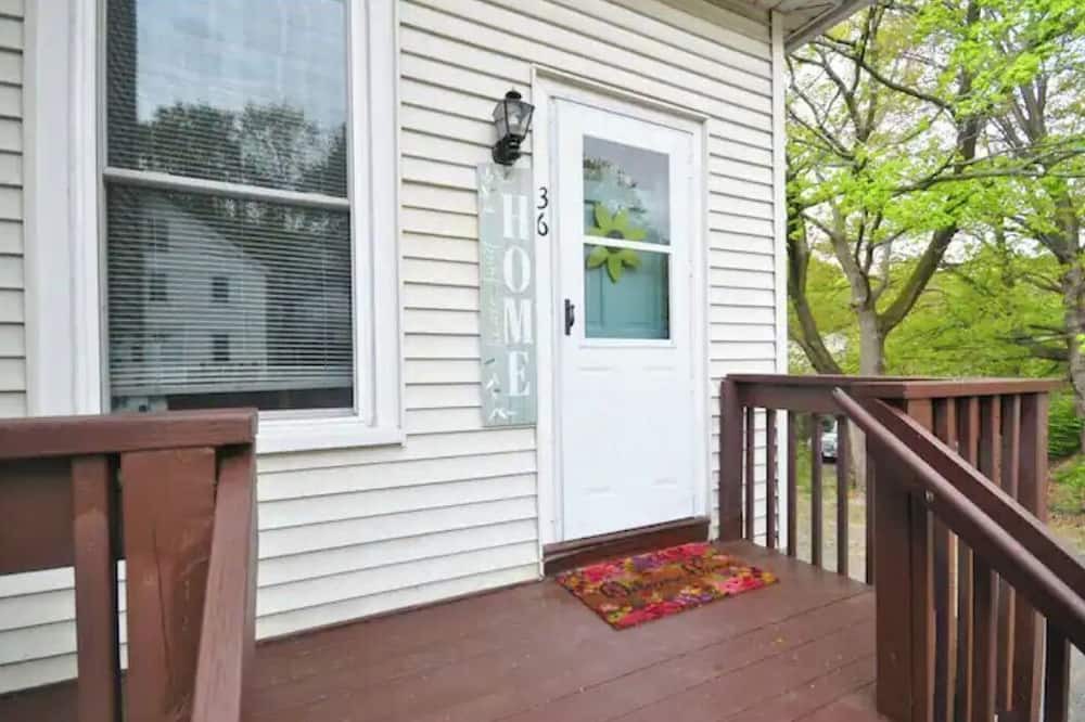 Photo of Outdoor in Winchester