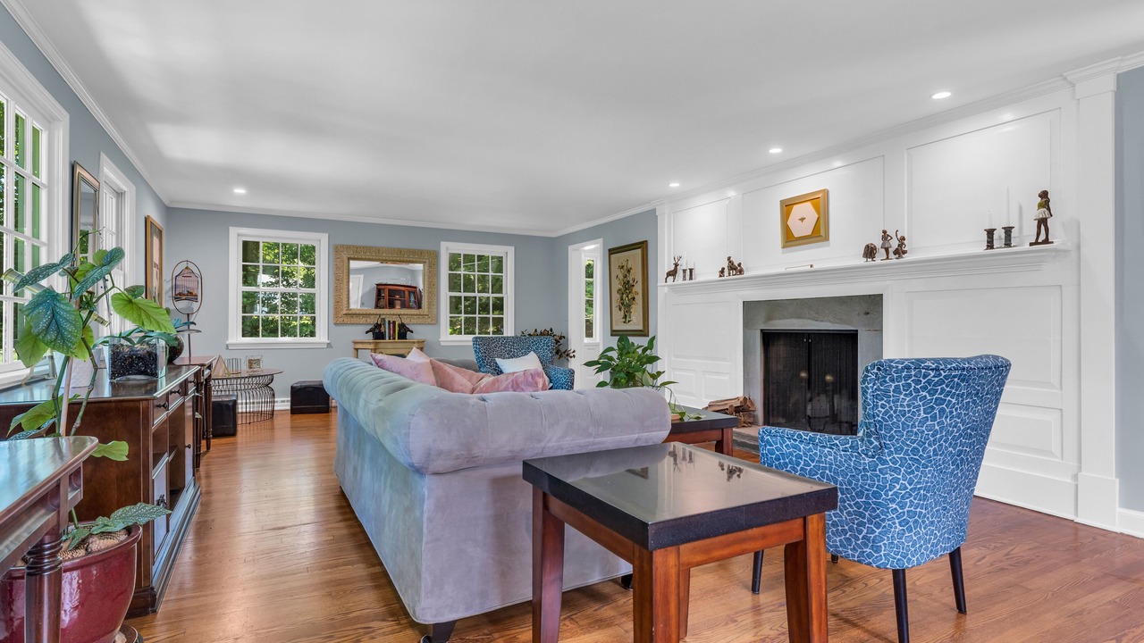 Photo of Livingroom in Madison
