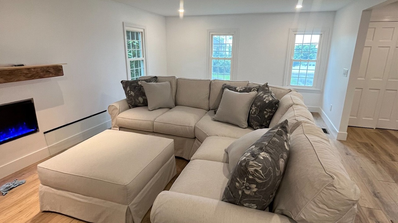 Photo of Livingroom in Top of the Hill